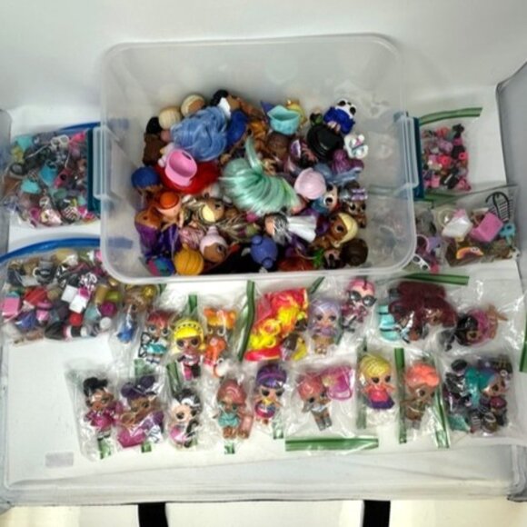 L.O.L. Surprise! Dolls Large Lot 5 lbs of Dolls Shoes‎ Clothes Accessories - Picture 2 of 9